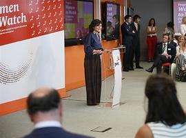 Carmen Calvo anuncia una ley para que las empresas tengan presencia equilibrada de hombres y mujeres