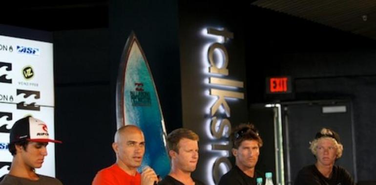 Los mejores surfistas en la competition en Memoria de Andy Irons