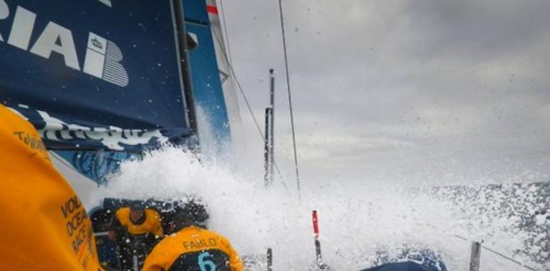 El Team Telefónica lidera la segunda etapa de la Volvo Ocean Race