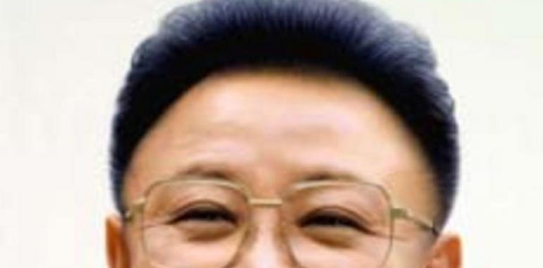 Ejercito y pueblo de Corea juran apoyar la direccion de Kim Jong Un