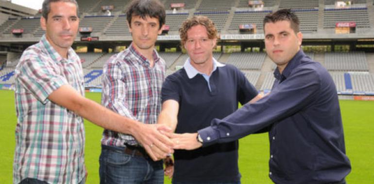 El cuerpo técnico del Real Oviedo brinda porque 2012 sea el año del ascenso