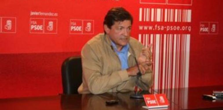 "La decisión de Rajoy hace desaparecer la obra pública en los territorios mineros"