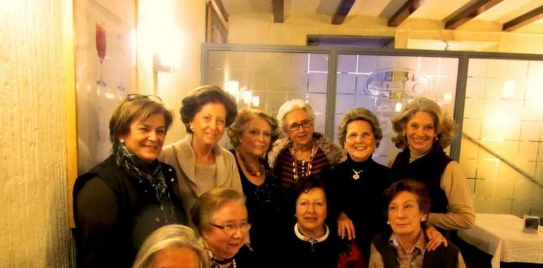 La Cofradía Doña Gontrodo celebró el encuentro del mes de febrero en el Restaurante Jena