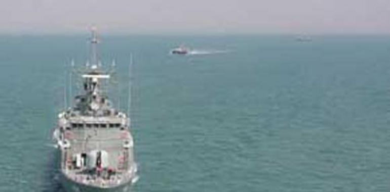 China pide a Irán que libere un barco suyo secuestrado y a su tripulación