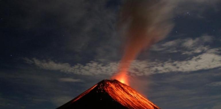 Prosigue la alerta en Guatemala por la peligrosa actividad del Volcán de Fuego