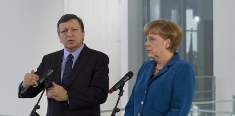  Durao Barroso y Oli Rehn "España puede recuperar la confianza de los inversionistas"