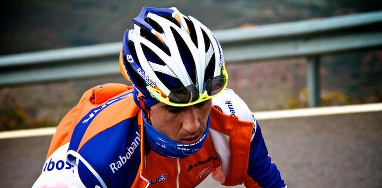 El Rabobank aparta temporalmente de la competición al asturiano, Carlos Barredo 