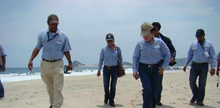 La autoridad  federal exige a Pemex detener la expansión de hidrocarburo en playas de Oaxaca 