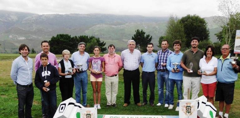 Ganadores  del Torneo Bando de San Roque, en el Club de Golf de Llanes
