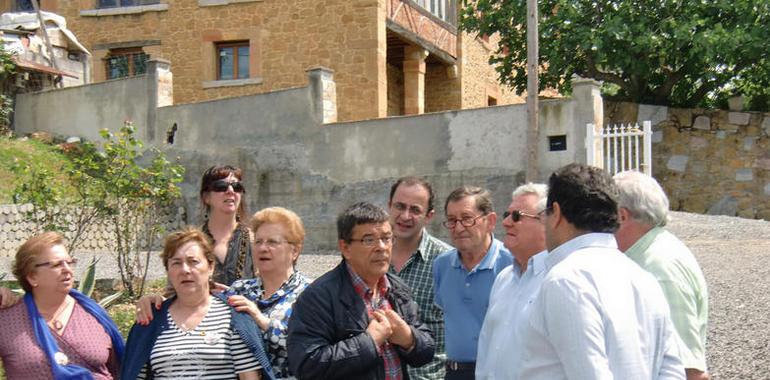 El grupo municipal de IU apoya a los feriantes que quieren instalarse en Oviedo por San Mateo
