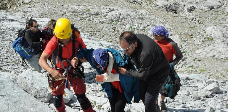 Sendos rescates de montaña en Torre del Oso y Picu Urriellu, Cabrales