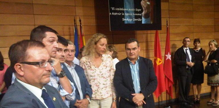 IU de Asturias en la despedida a Santiago Carrillo