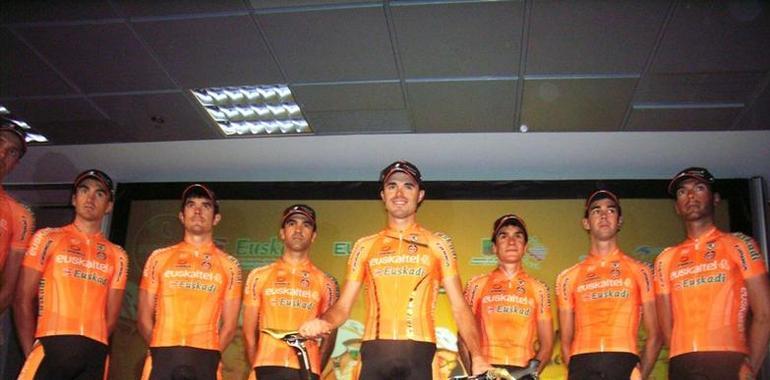 Samu Sánchez liderará al Euskaltel en los Giros de Piamonte y Lombardía 