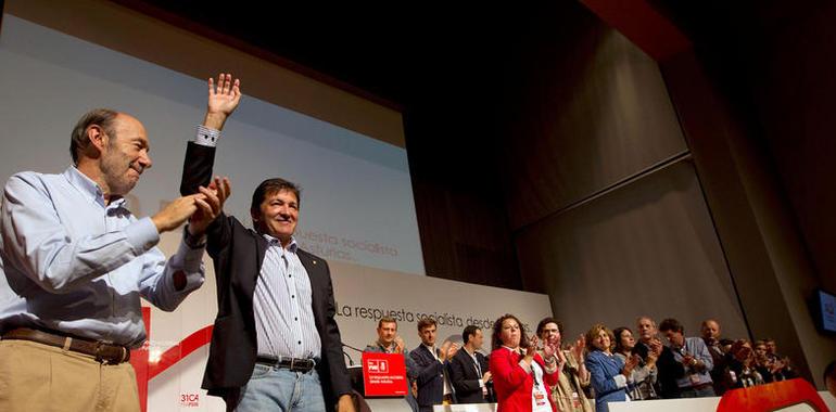 Rubalcaba: "Asturias cuenta ahora con un Gobierno serio y riguroso"