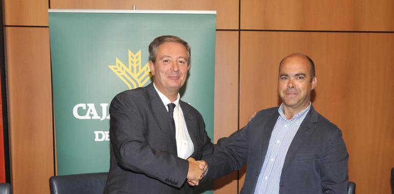 ASTURMAT firma un convenio de colaboración financiera con Caja Rural de Asturias