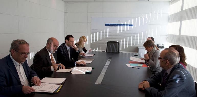 Presidencia y  los secretarios judiciales analizan mejoras de la administración de justicia en Asturias