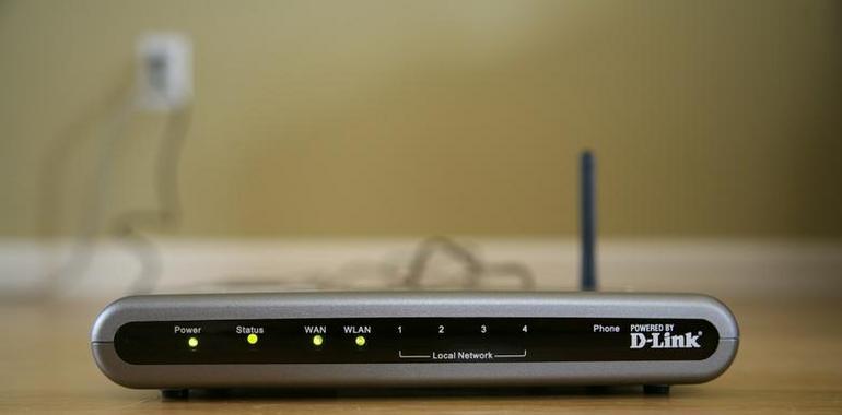 Ocho de cada diez hogares se conecta a internet a través de redes inalámbricas, según Inteco