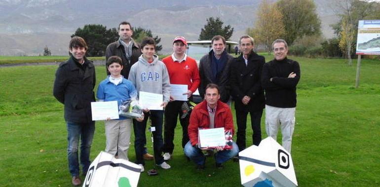 Ganadores del I Torneo Cafetería Varadero en el Club de Golf de Llanes
