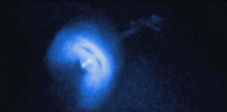 El telescopio Chandra de la NASA captura oscilaciones en el movimiento de una estrella de neutrones