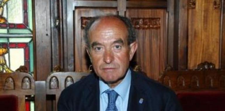 Peña: “El Gobierno de Javier Fernández tiene que rectificar su guadañazo educativo"