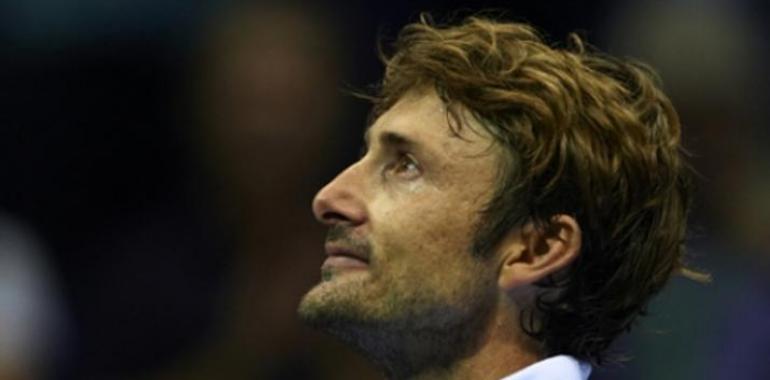 Partido de tenis Juan Carlos Ferrero - José Luis Franco, en Avilés, contra la fibrosis quística