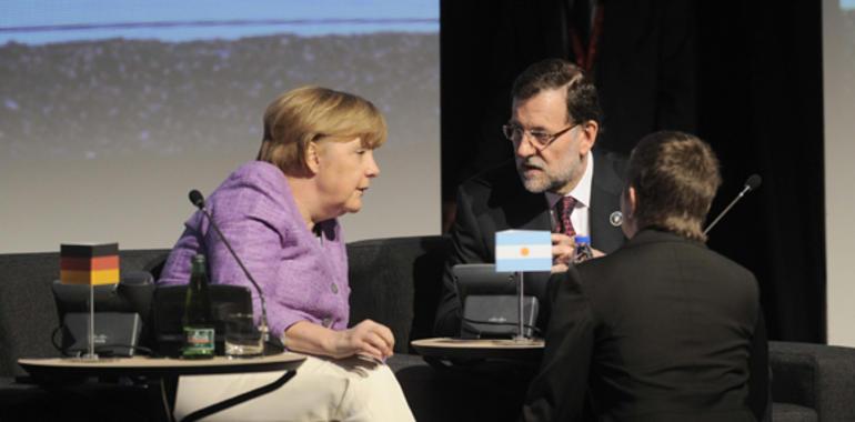 Rajoy acude a la cumbre con Merkel con la corrupción como ruido de fondo