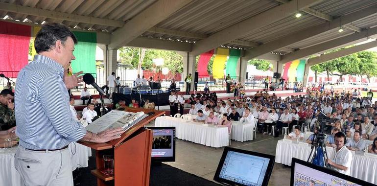 El presidente de Colombia respalda a los militares que participaron en el operativo contra ‘Reyes’ 