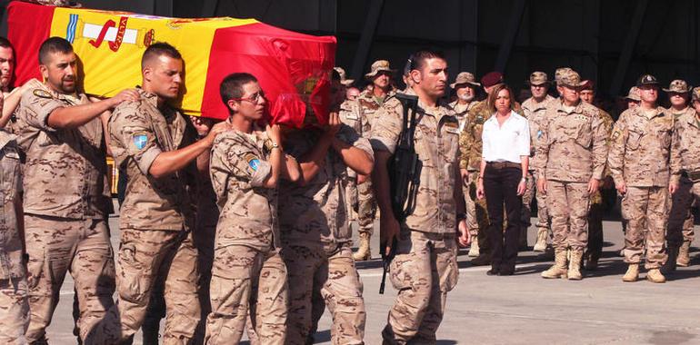 Chacón destaca la dureza, el valor y la profesionalidad de los militares españoles en Afganistán