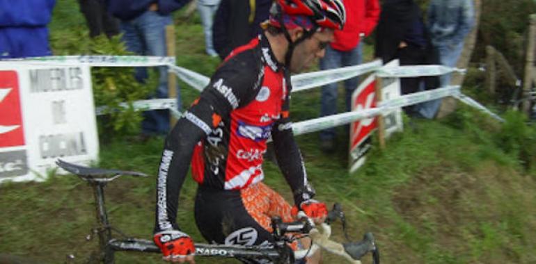 El asturiano Marco Antonio Prieto, cuarto en el Mundial de ciclocross