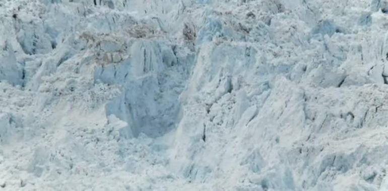 Impresionante ruptura de un glaciar de 3Km. de altura en VIDEO