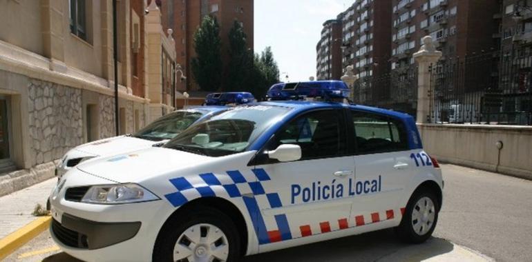 Cuatro mujeres heridas en una colisión entre dos turismos en Salamanca