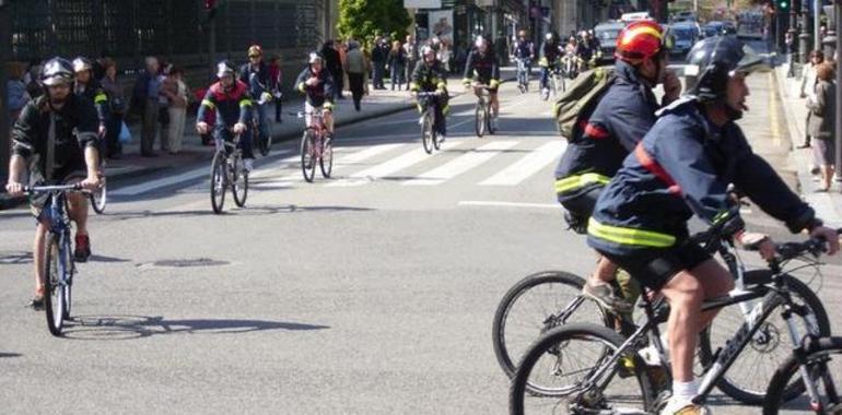 Madrid pide al Gobierno central que retire la obligatoriedad del casco para los ciclistas