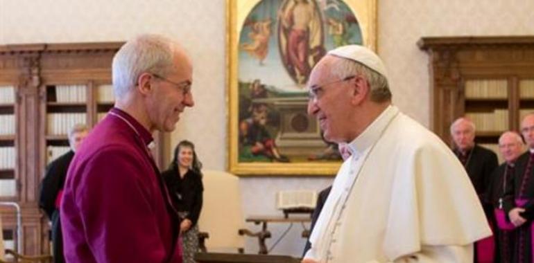 El Papa recibe al Arzobispo de Canterbury 