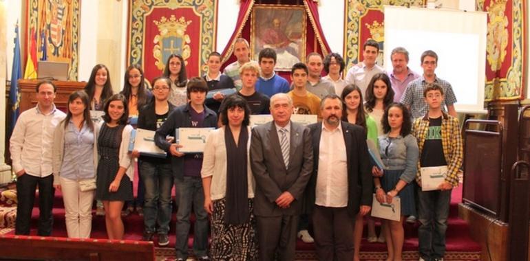 Dos trabajos representarán a Asturias en el concurso ‘Incubadora de experimentos y sondeos’