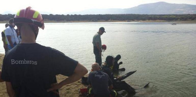 El GEAS encuentra los cuerpos sin vida de las dos adolescentes ahogadas en el embalse de Valmayor