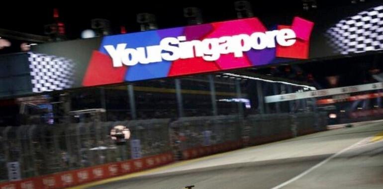 Vettel domina de principio a fin en Singapur