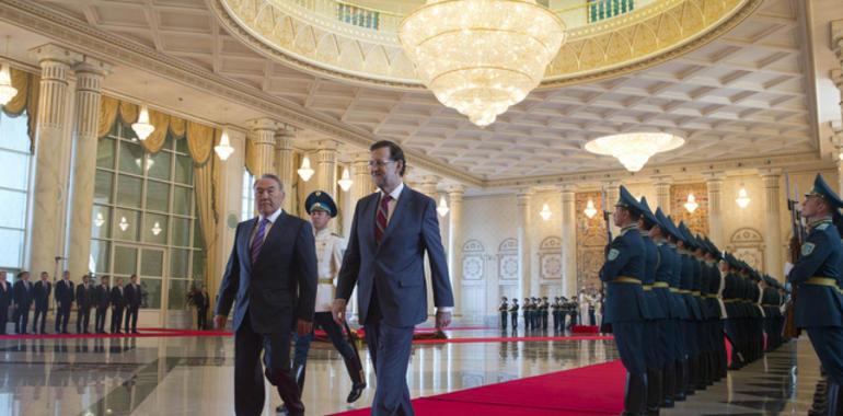 Rajoy busca mercado para empresas españolas en Kazajstán