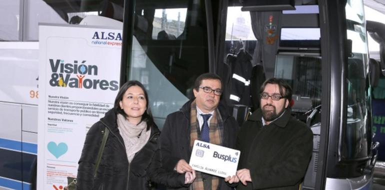 Piden ayuda solidaria para la pequeña asturiana Miriam Álvarez Llera