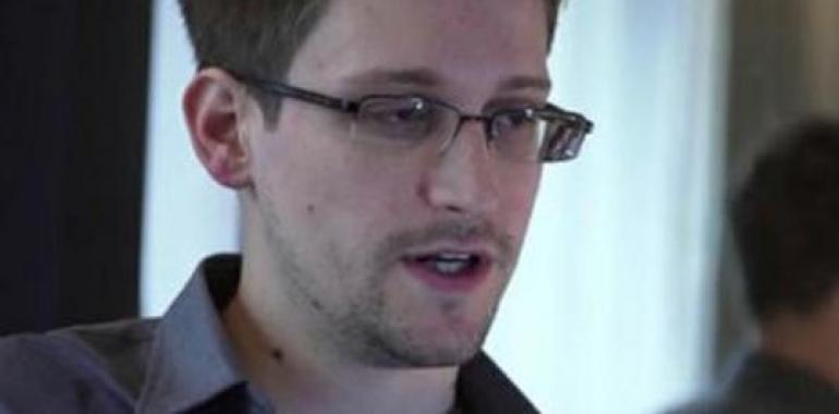 Europarlamentarios proponen a Snowden al Nobel de la Paz  
