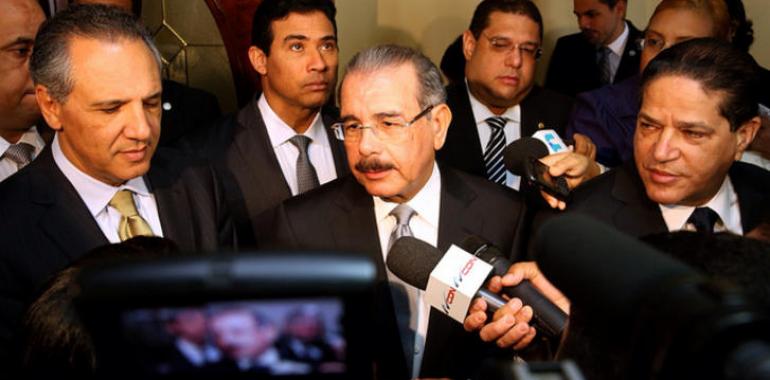 Presidente Medina lamenta muerte de ex presidente español Adolfo Suárez González