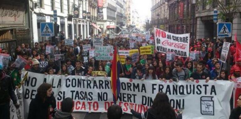 Decenas de miles de jóvenes en las calles claman por la dimisión de Wert, contra la LOMCE y el tasazo