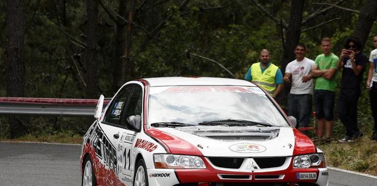 José Luis Alonso impuso su Mitsubishi en Castrillón pese a la lluvia
