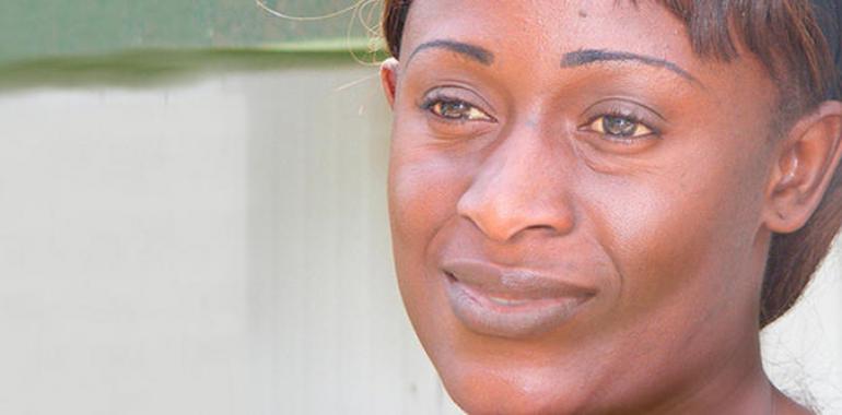 La activista pro derechos de la mujer y periodista congoleña Caddy Adzuba, premio Príncipe de la Concordia