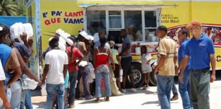 República Dominicana reparte ayuda humanitaria a los damnificados por 