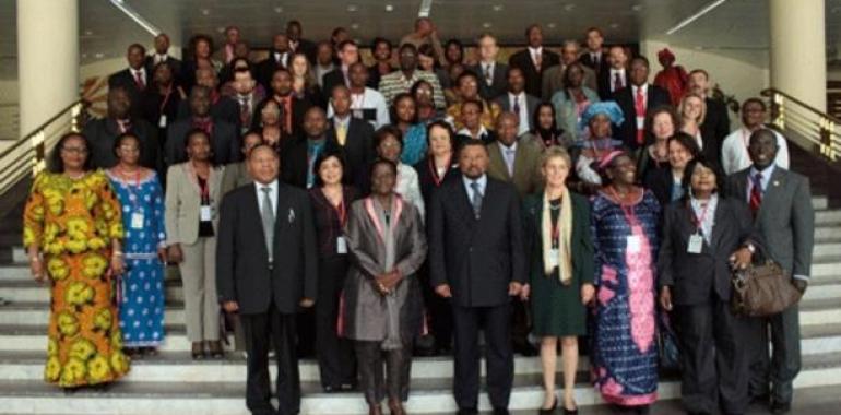OEA y Unión Africana intercambian experiencias sobre derechos humanos y democracia en Addis Abeba