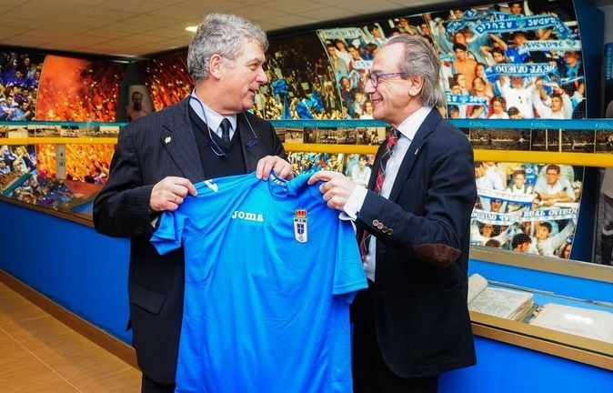 La Federación Española de Fútbol reconoce el esfuerzo salvador de la afición del Oviedo