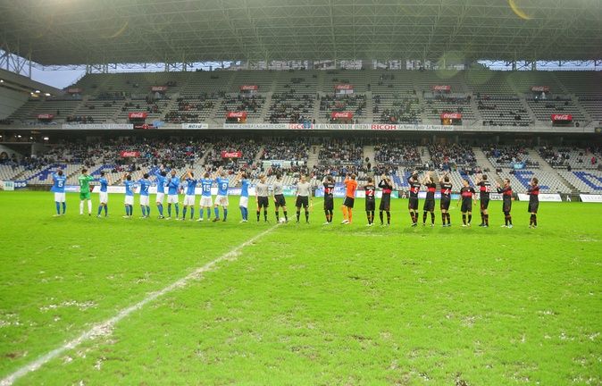 El Oviedo quiere llevar las riendas