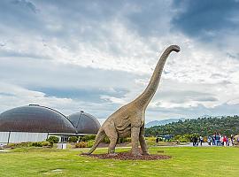 Revive 20 años de dinosaurios en el MUJA: Envía tu foto jurásica y forma parte de un collage histórico
