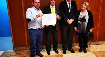 ACAS distinguida con la medalla de Oro 2019 del Colegio de Veterinarios del Principado de Asturias.