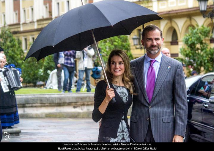 FOTOGALERÍA. Premios Príncipe de Asturias. Llegada a Oviedo de los Príncipes